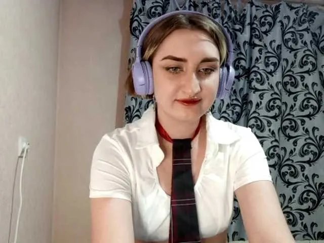 Offline SeptemberRoutzen on BongaCams