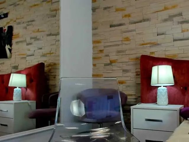 Offline SerennaNoir on BongaCams