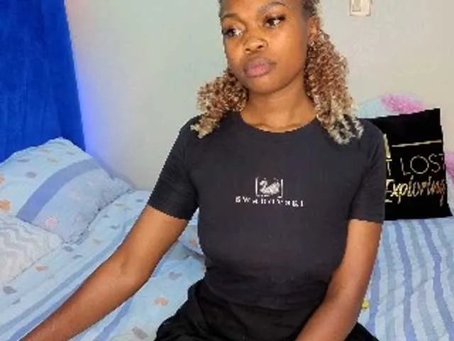 Freechat SexyGusher on BongaCams