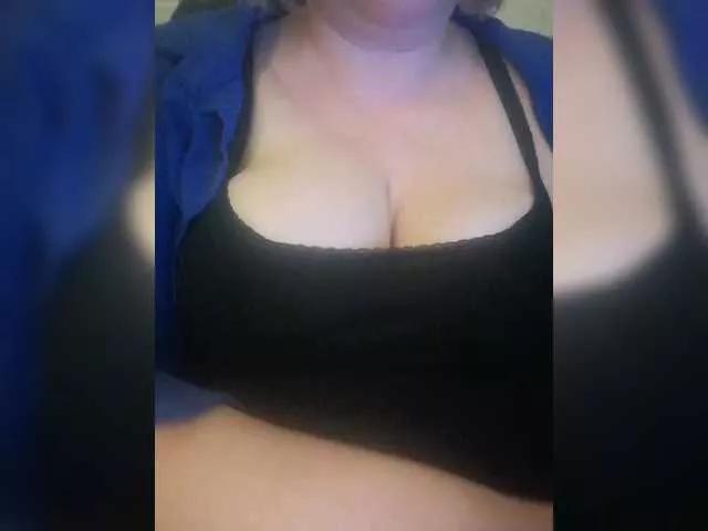 Offline Sexymissex on BongaCams