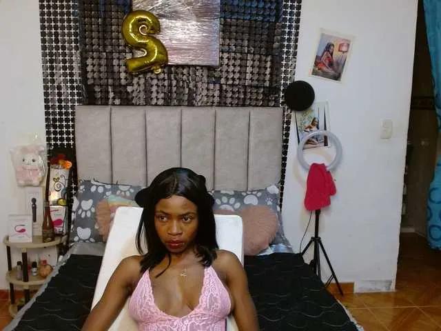 Offline siara-will on BongaCams