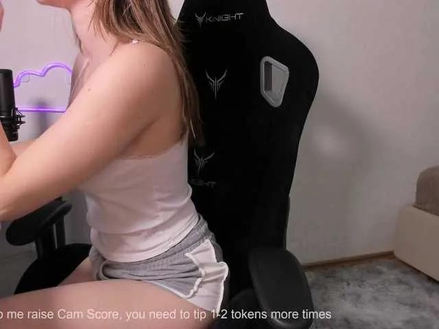 Offline Sky-QueenI on BongaCams