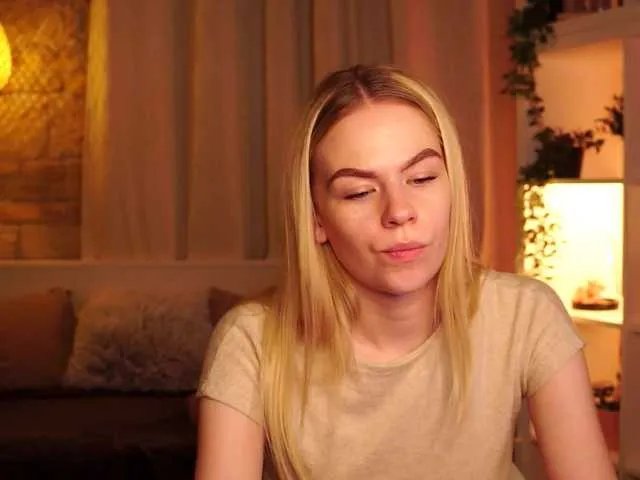 Offline SnowwBarbie on BongaCams
