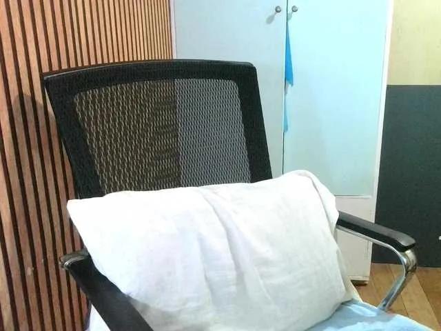 Offline soffia-mae on BongaCams