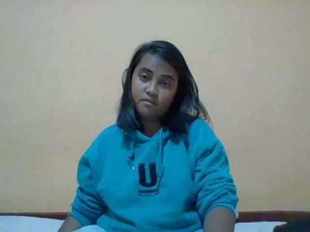 Offline SunsetMonica on BongaCams