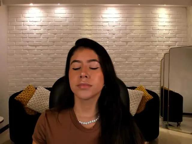 Offline SussanElliot on BongaCams