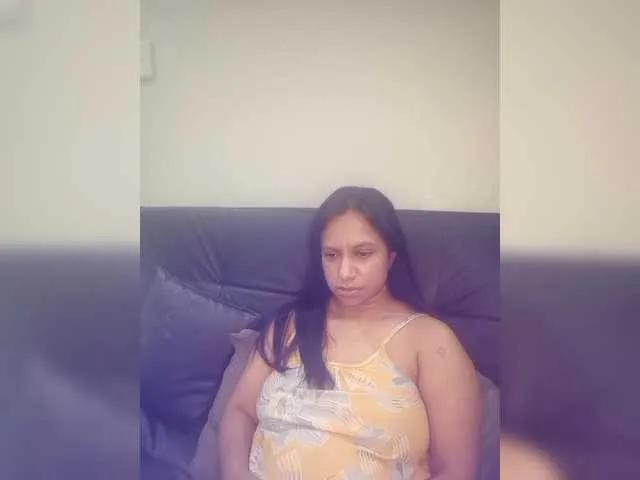 BongaCams swaness10 is Freechat swaness10 — Gentlemen who knows how to treat a lady. One who puts actions before words. Compliments are lovely but with generous actions and affection even better