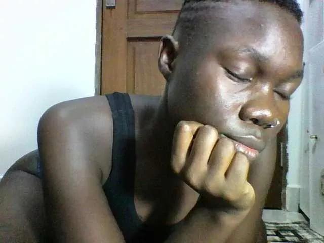 Freechat Sweetchocolate on BongaCams