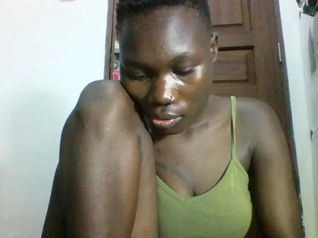 Freechat Sweetchocolate on BongaCams