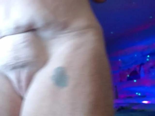 Offline Sweetnissapri on BongaCams