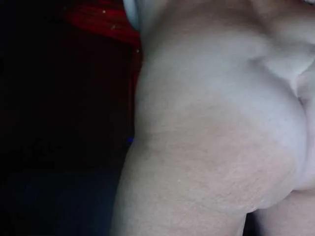 Offline Sweetnissapri on BongaCams