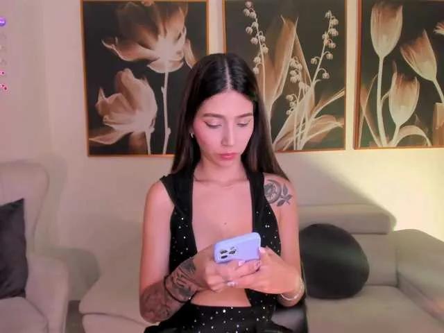 TaraLawrence on BongaCams 