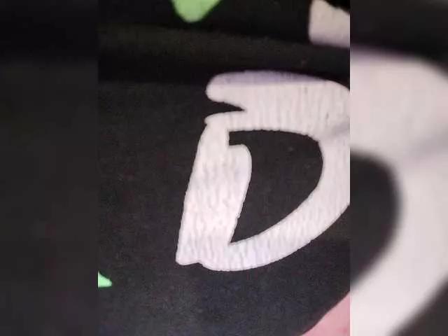 Offline Tatiana023a on BongaCams