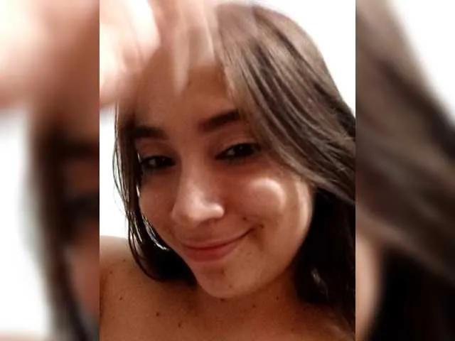 TiffanyB8 on BongaCams 