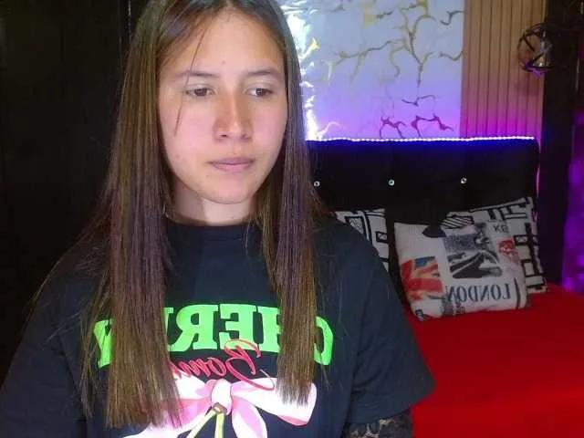 Offline tinibunny on BongaCams