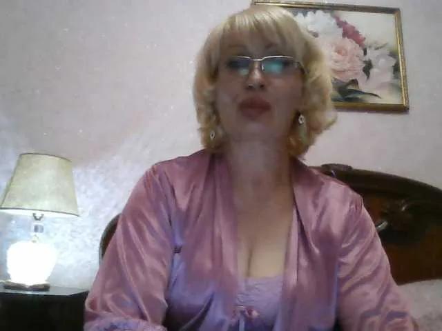 Offline Ur-Mami on BongaCams