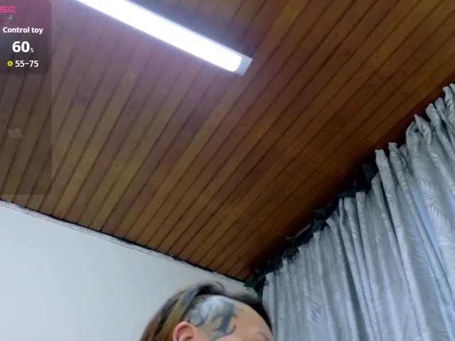 VaiiolethSex on BongaCams