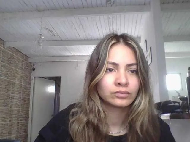 Offline valenseleni96 on BongaCams