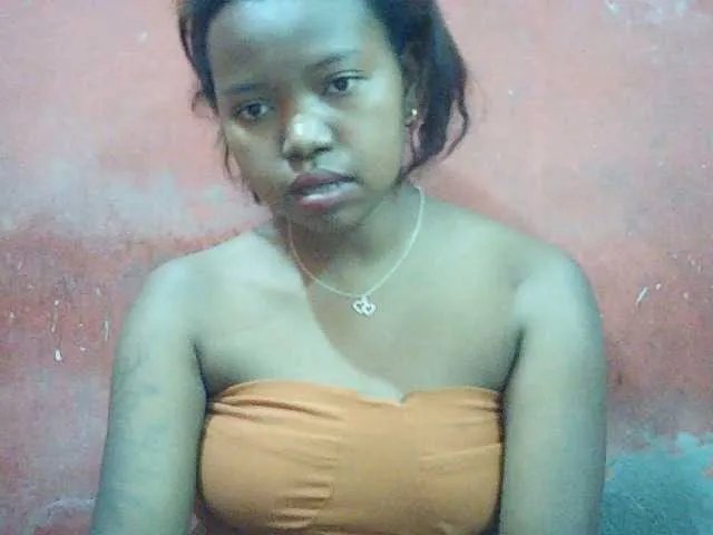 Freechat valeria223 on BongaCams