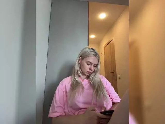 Offline VibroMashulka on BongaCams