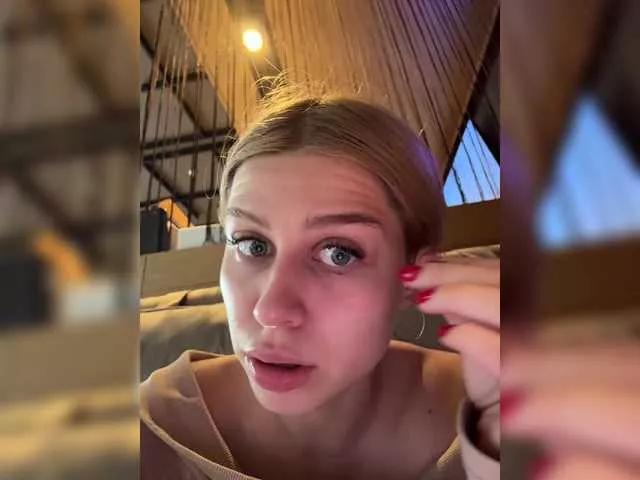 Offline VibroMashulkaDashulka on BongaCams