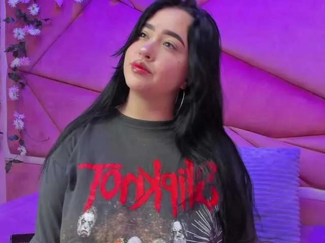 Offline VictoriaRossy on BongaCams