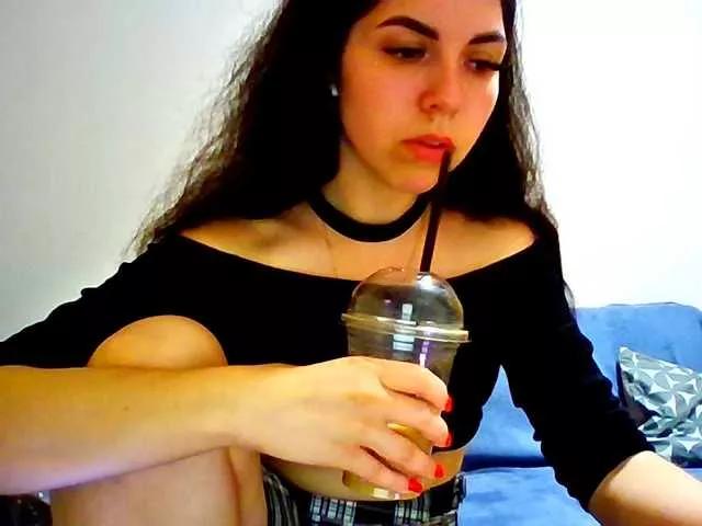 Offline Vika19981 on BongaCams