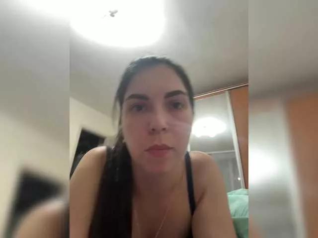 Offline Vika19981 on BongaCams