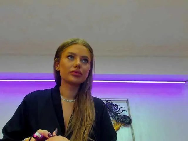 Offline VikaFever on BongaCams