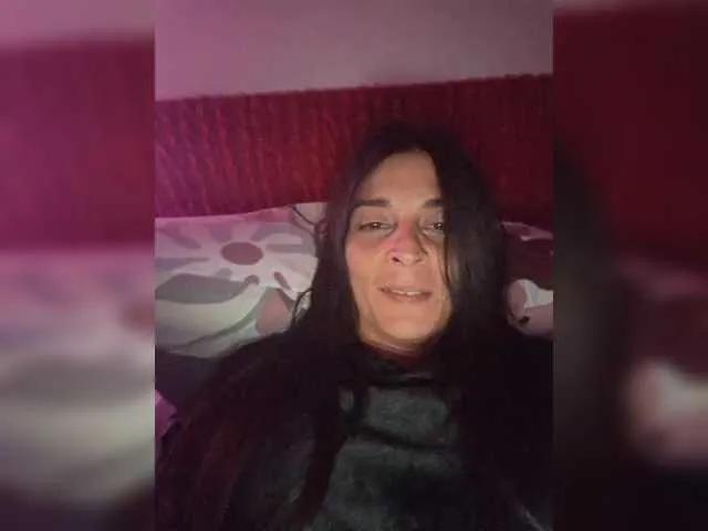 Offline Viola18 on BongaCams