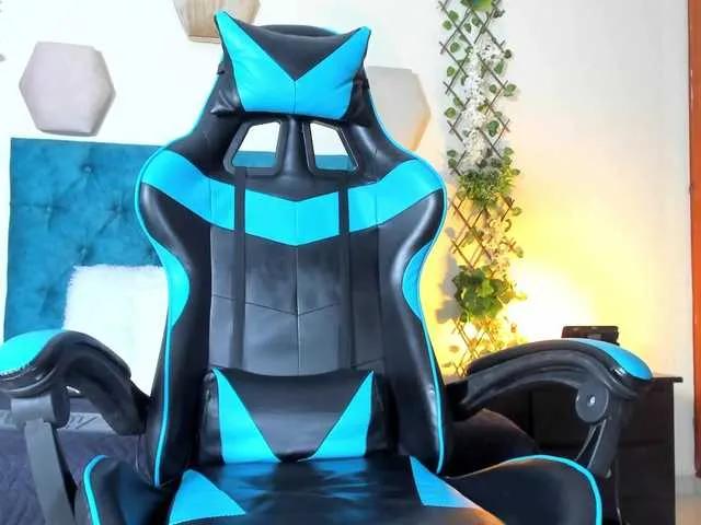 Offline VioletAss on BongaCams