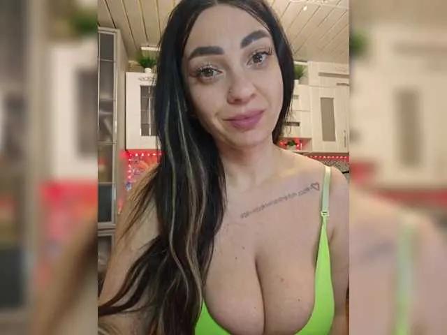 Freechat vipbrunetka on BongaCams