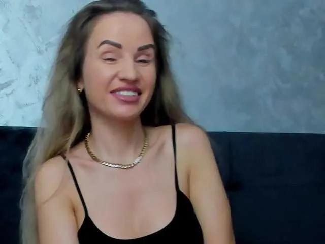 Offline whiteAngel34 on BongaCams