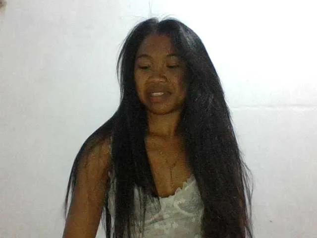 Offline Yaellah on BongaCams