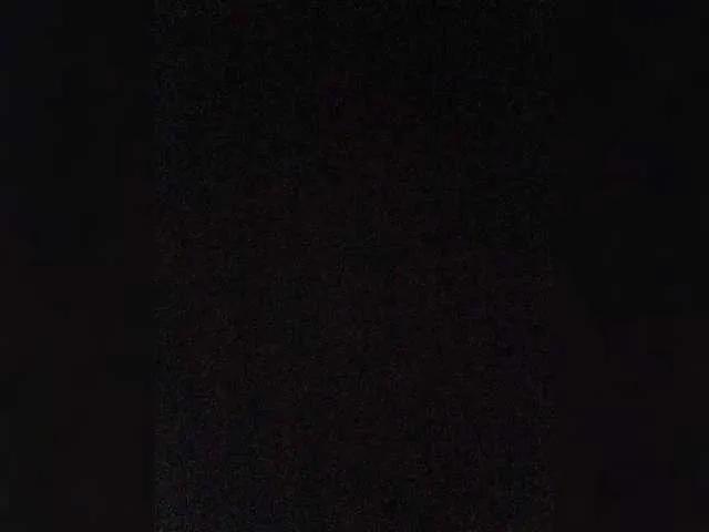 Offline YennSI on BongaCams