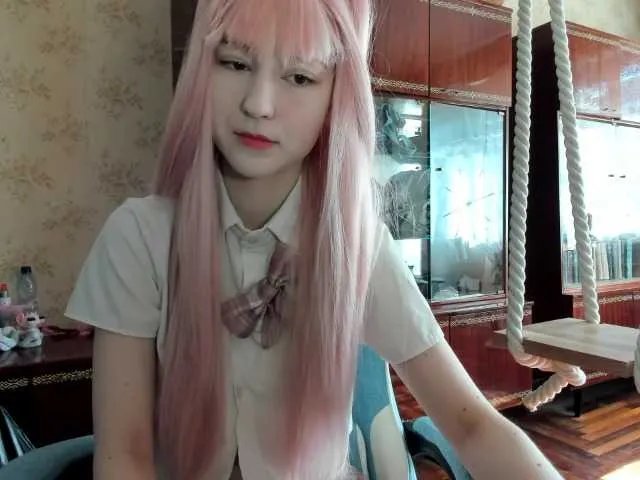 yoonhee-kiss on BongaCams 