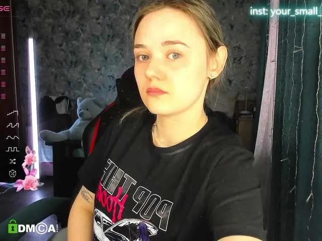 Freechat your-small-bunny on BongaCams