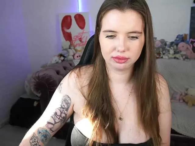 Freechat YourSecretDesire on BongaCams