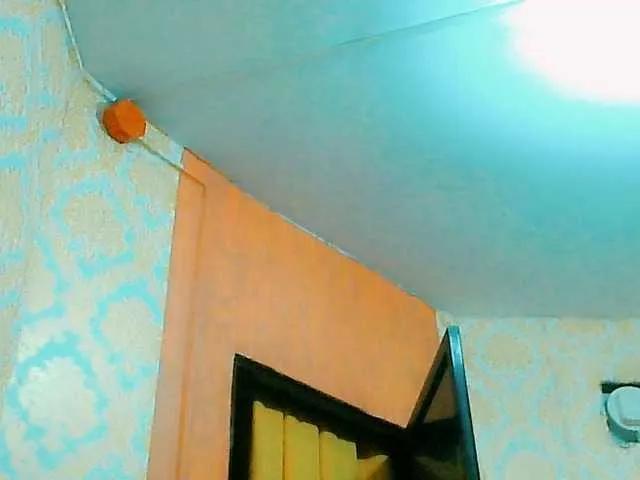 Yummyflirttits69 — Masturbate on cam