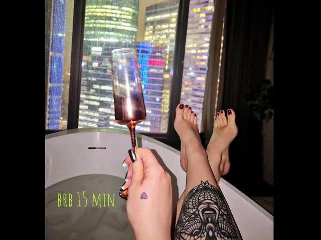 Freechat YURIEVNA13 on BongaCams