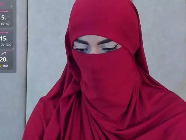 Offline zahiira on BongaCams