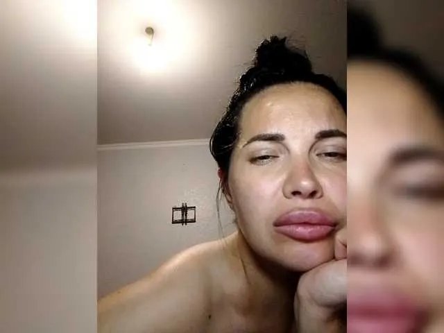 Offline Zametnaya on BongaCams