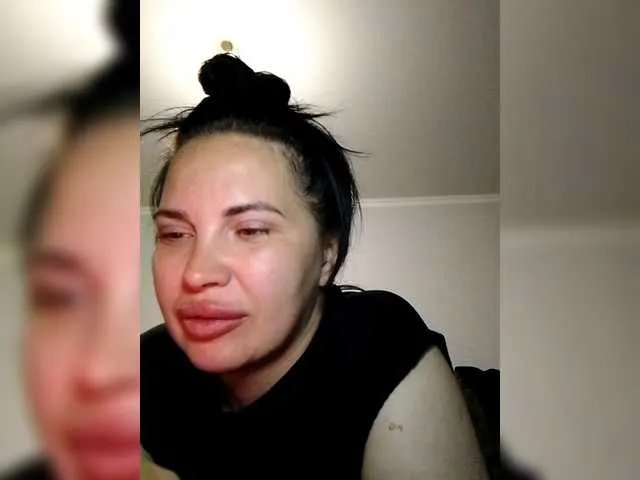 Offline Zametnaya on BongaCams