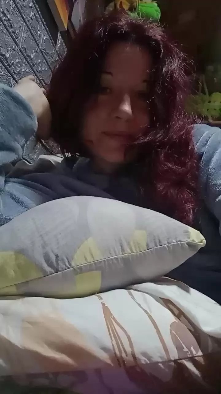 Offline AlejandritaMilf on Cam4