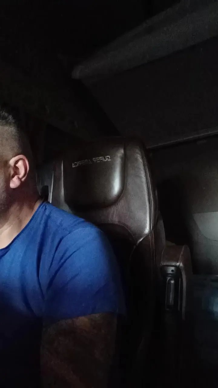 Offline Batacchio70hot on Cam4