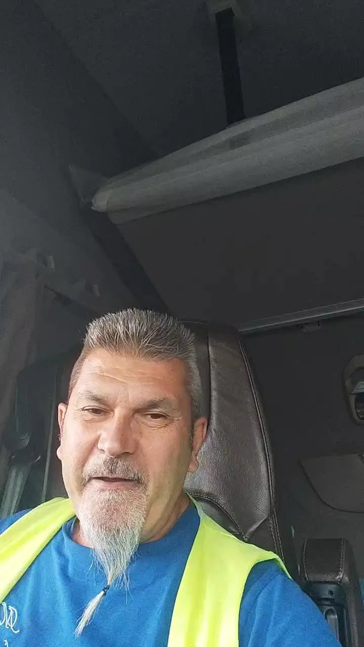 Offline Batacchio70hot on Cam4