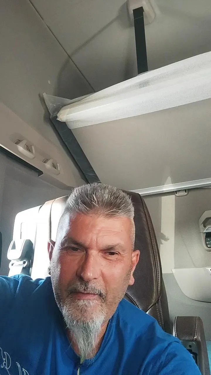 Offline Batacchio70hot on Cam4