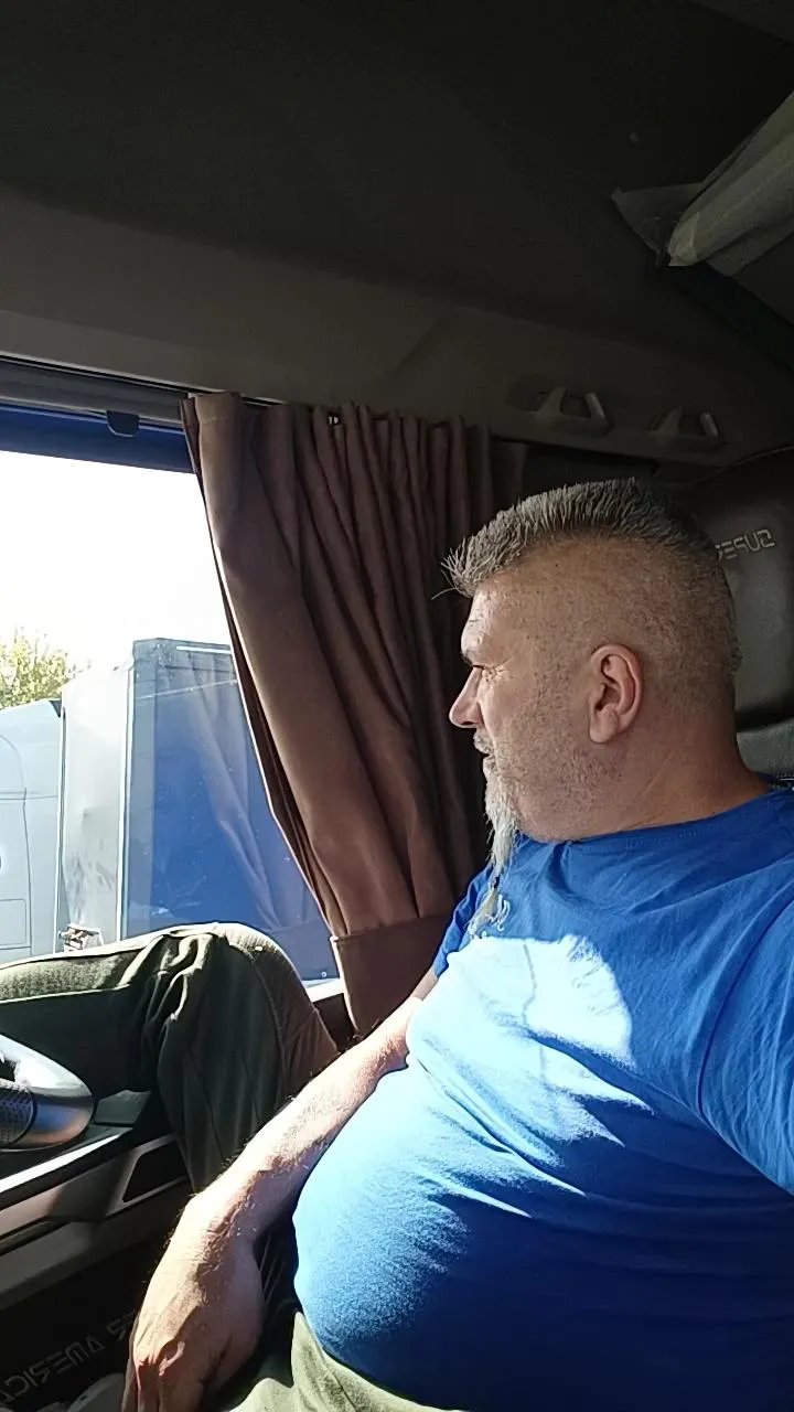 Offline Batacchio70hot on Cam4