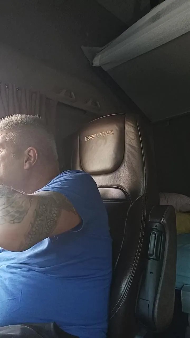 Offline Batacchio70hot on Cam4