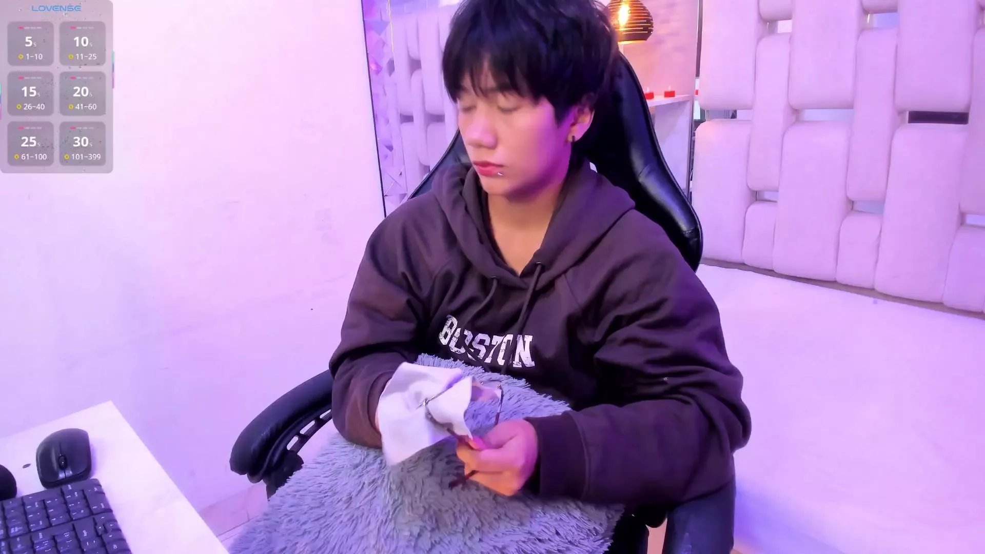 Freechat EriolWest on Cam4